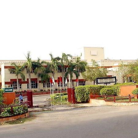 Hotel Yamuna View Агра Екстер'єр фото